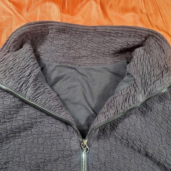 Lululemon Rippled Textured Full Zip Jacket Autumn Black‎ Size 6 MSRP: $149 EUC - Picture 11 of 16
